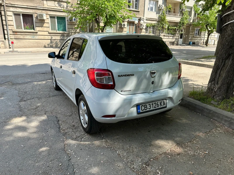 Dacia Sandero 1.5 DCI 75hp, снимка 5 - Автомобили и джипове - 41732074