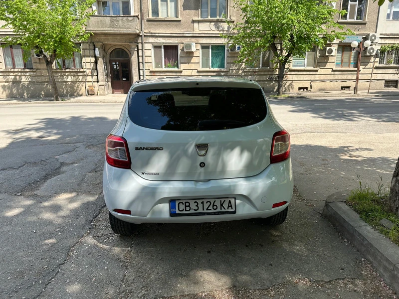 Dacia Sandero 1.5 DCI 75hp, снимка 4 - Автомобили и джипове - 41732074