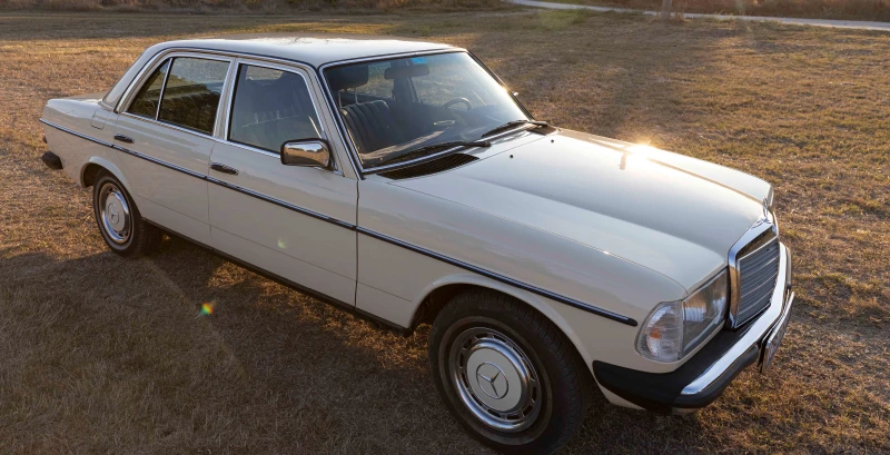 Mercedes-Benz 123, снимка 4 - Автомобили и джипове - 47388344