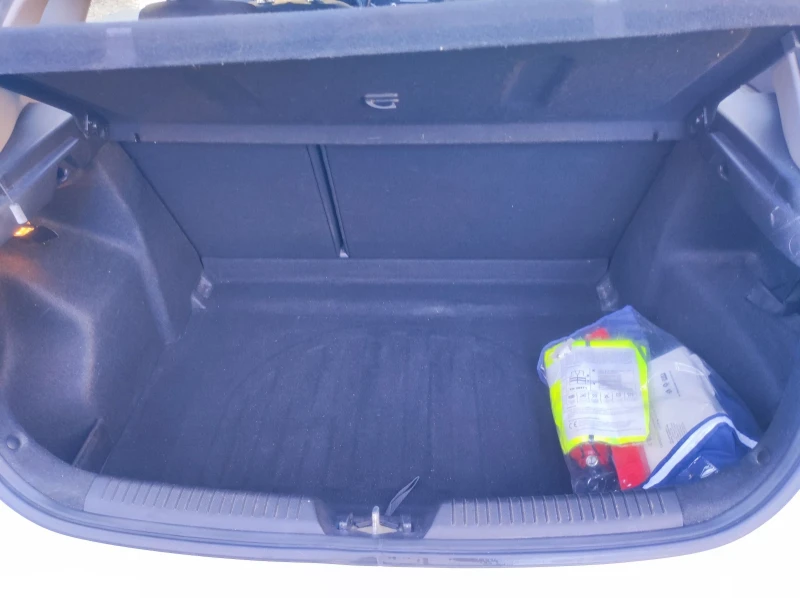 Kia Ceed 1.4 CVVT 100 к.с., снимка 12 - Автомобили и джипове - 50802623