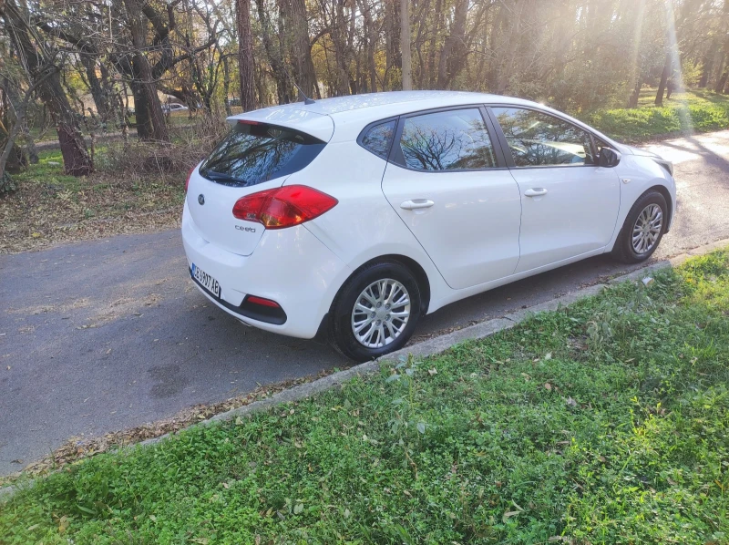 Kia Ceed 1.4 CVVT 100 к.с., снимка 5 - Автомобили и джипове - 50802623
