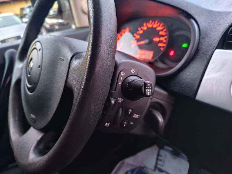 Renault Kangoo 1.5 дизел, снимка 12 - Автомобили и джипове - 48323904