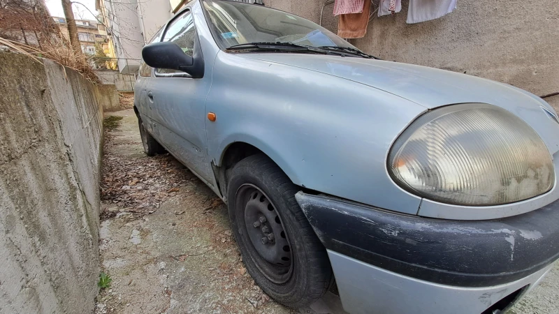 Renault Clio, снимка 3 - Автомобили и джипове - 49433789