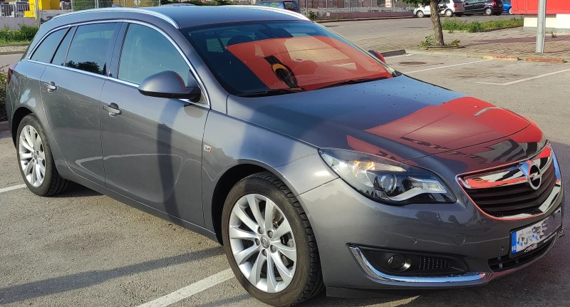 Opel Insignia 1.6 CDTI, снимка 2 - Автомобили и джипове - 52195873