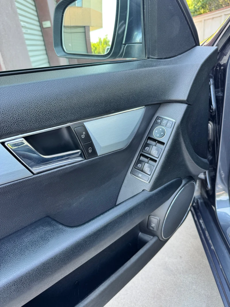 Mercedes-Benz C 200 C200 KOMPRESSOR , снимка 14 - Автомобили и джипове - 50847034