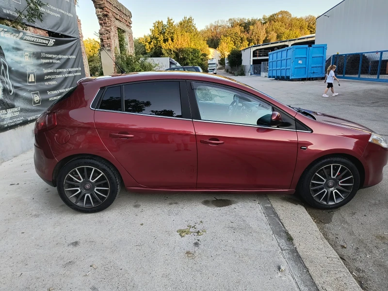 Fiat Bravo 1.4Tjet Sport, снимка 8 - Автомобили и джипове - 52586527