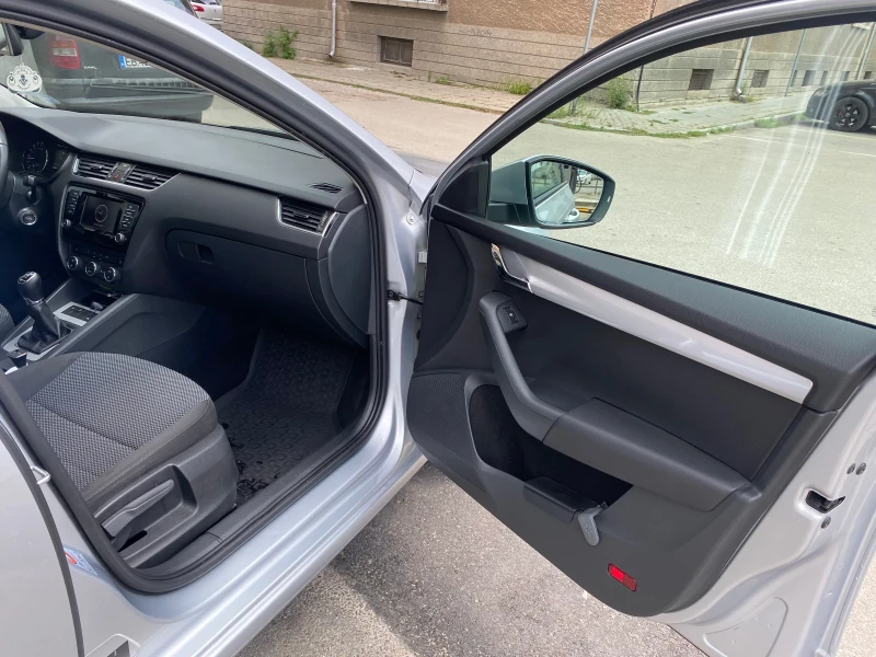 Skoda Octavia 1.6 TDI110k GREENLINE, снимка 4 - Автомобили и джипове - 51898110