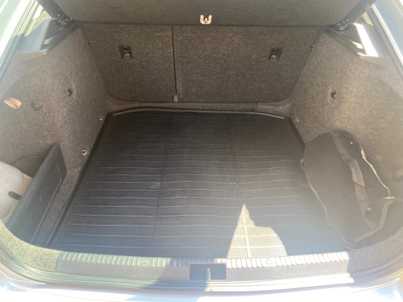 Skoda Octavia 1.6 TDI110k GREENLINE, снимка 10 - Автомобили и джипове - 51898110