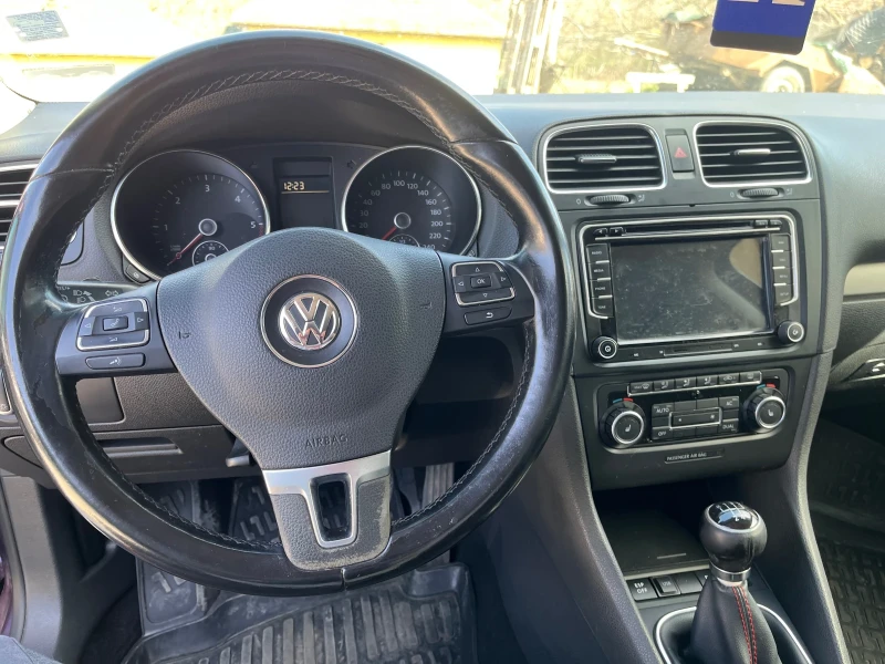 VW Golf 2.0 TDI, снимка 8 - Автомобили и джипове - 52224847
