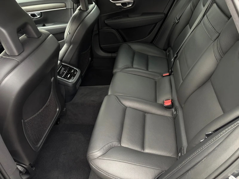 Volvo V90 2.0D4-190k.c. Cross Country 4WD, снимка 11 - Автомобили и джипове - 52598731