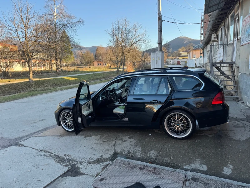 BMW 330, снимка 2 - Автомобили и джипове - 52671256