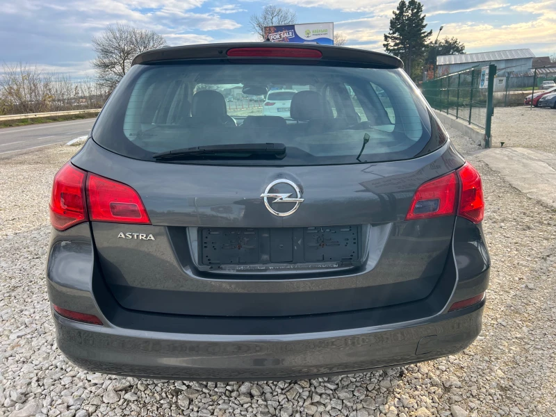Opel Astra 1.6i 16v/116p.s-Euro 5, снимка 6 - Автомобили и джипове - 52806165