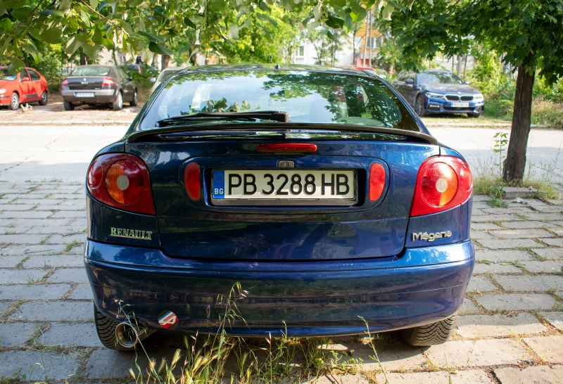 Renault Megane Coach 1.6e, снимка 4 - Автомобили и джипове - 52817088