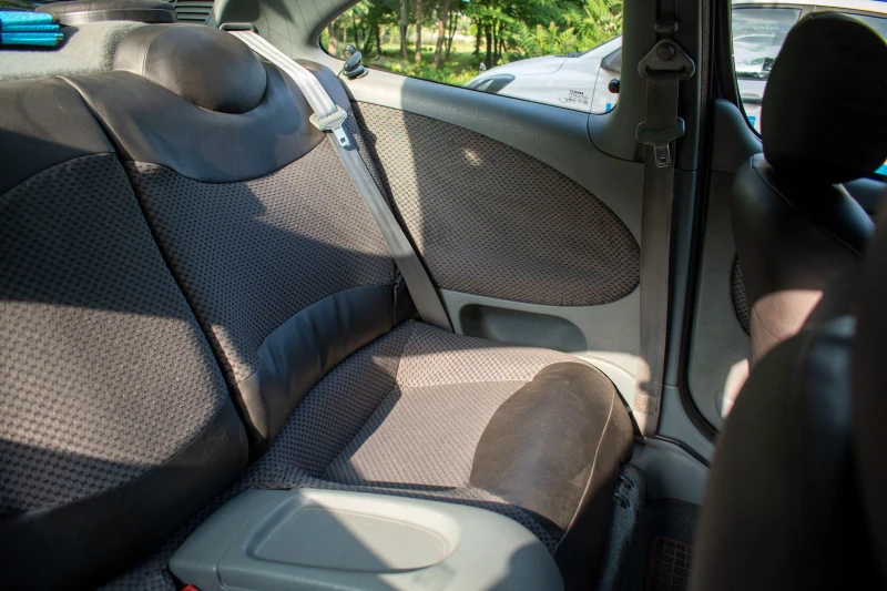 Renault Megane Coach 1.6e, снимка 8 - Автомобили и джипове - 52817088