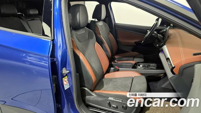VW ID.4 PRO на 54695км | Цена с всичко до България, снимка 9 - Автомобили и джипове - 54379205
