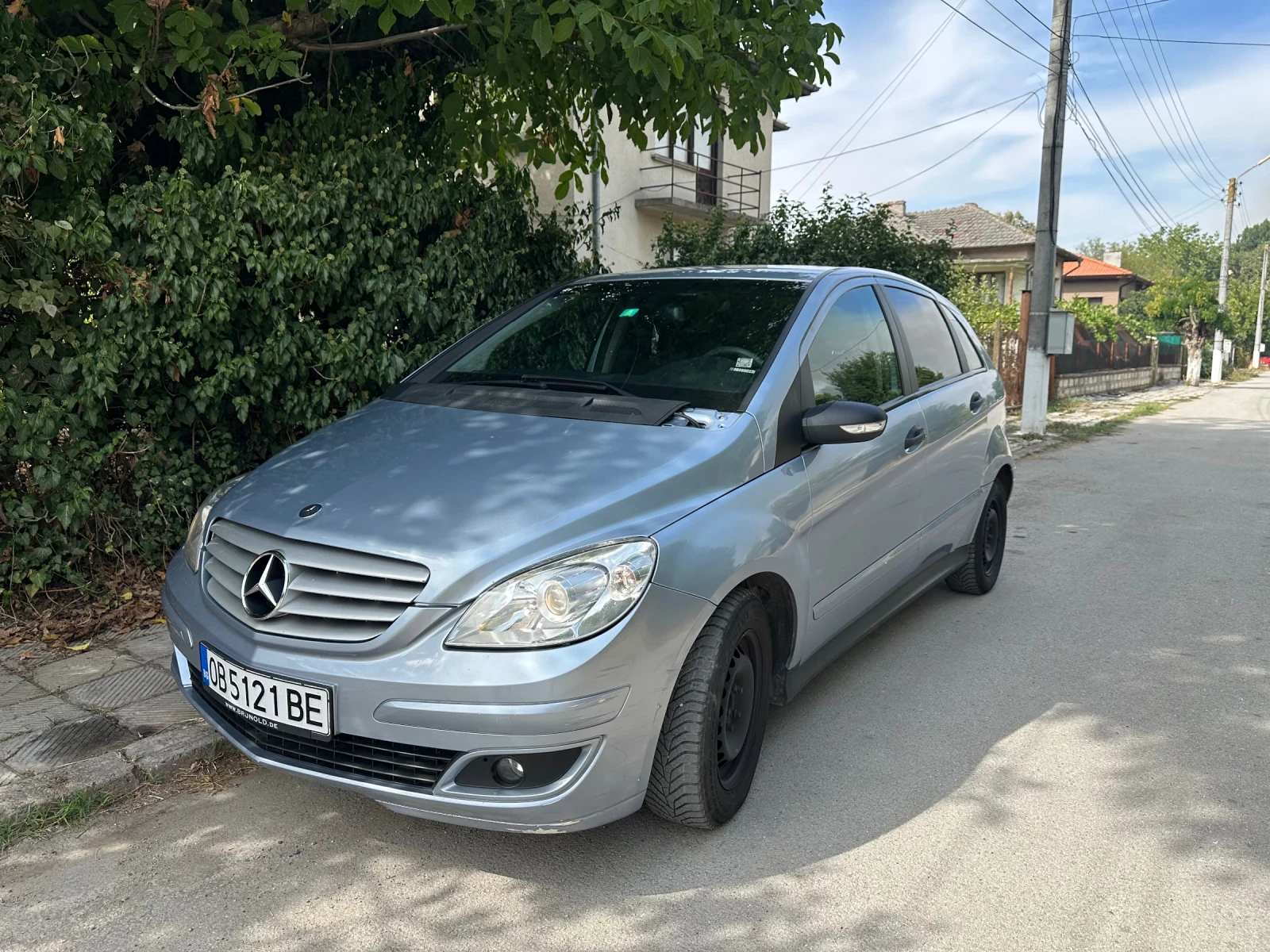 Mercedes-Benz B 180, снимка 1