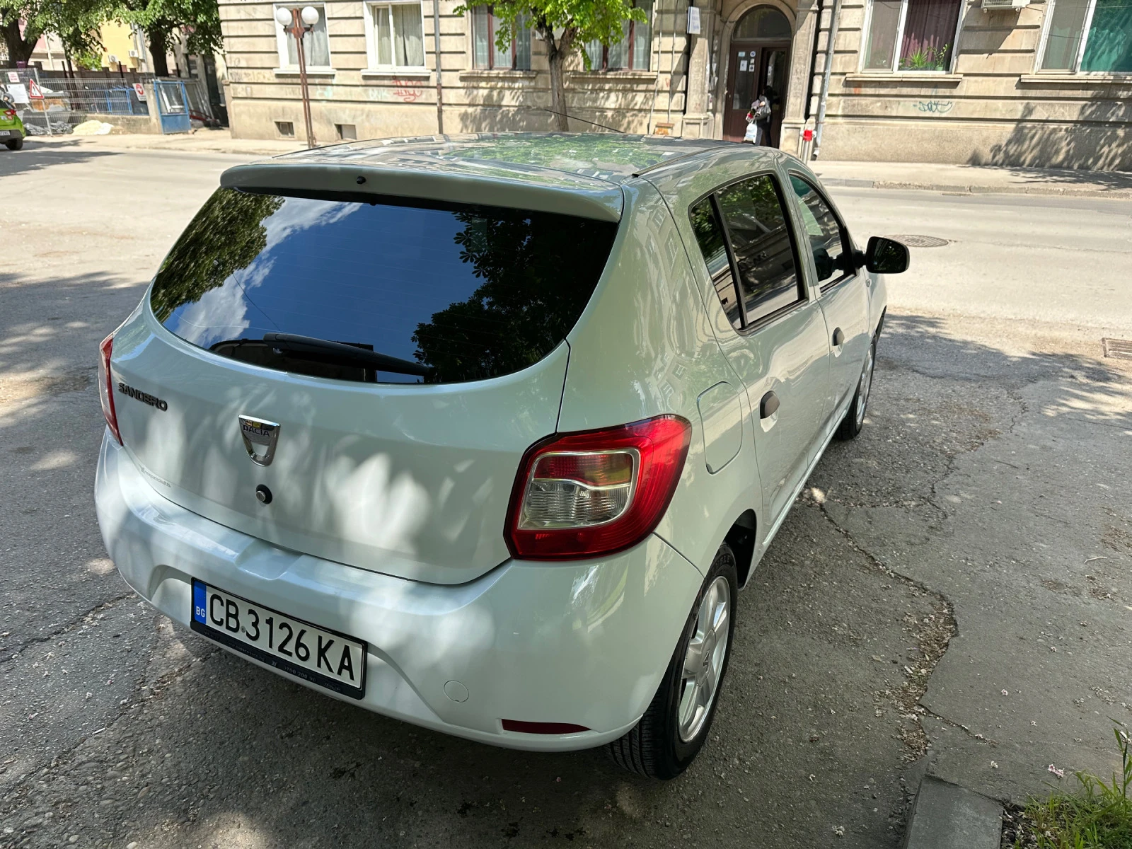 Dacia Sandero 1.5 DCI 75hp - изображение 6