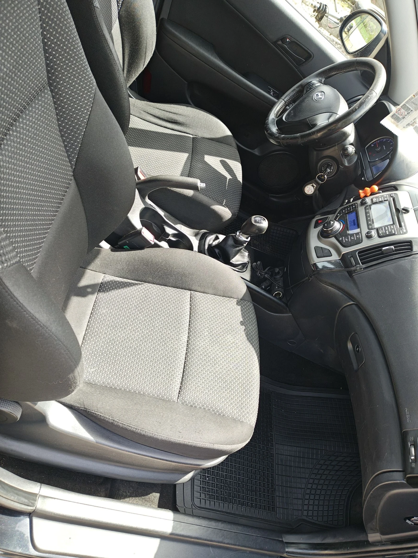 Hyundai I30 1.4i i30 CW klimatronik  - изображение 10