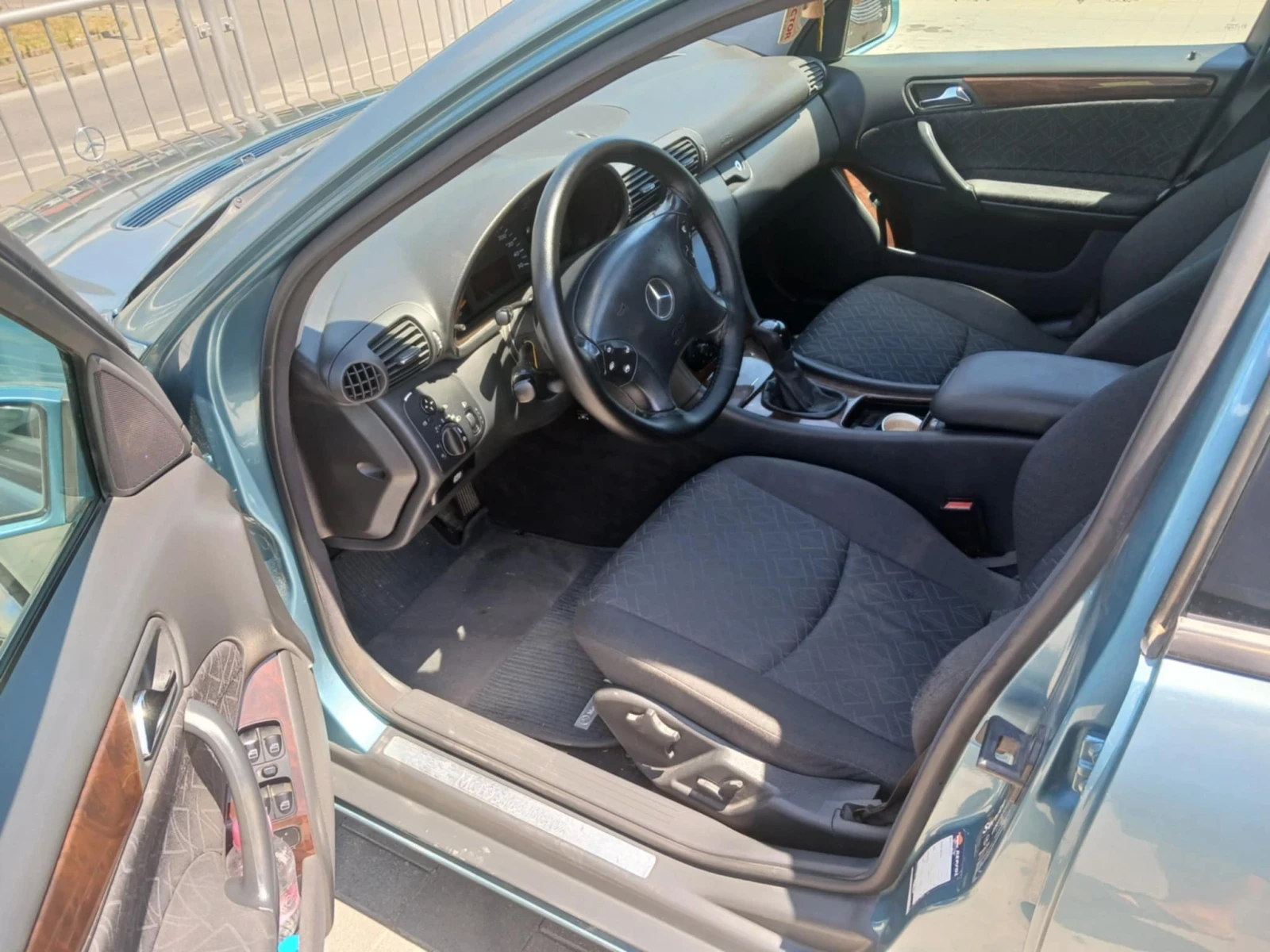 Mercedes-Benz C 180 Газбензин - изображение 8
