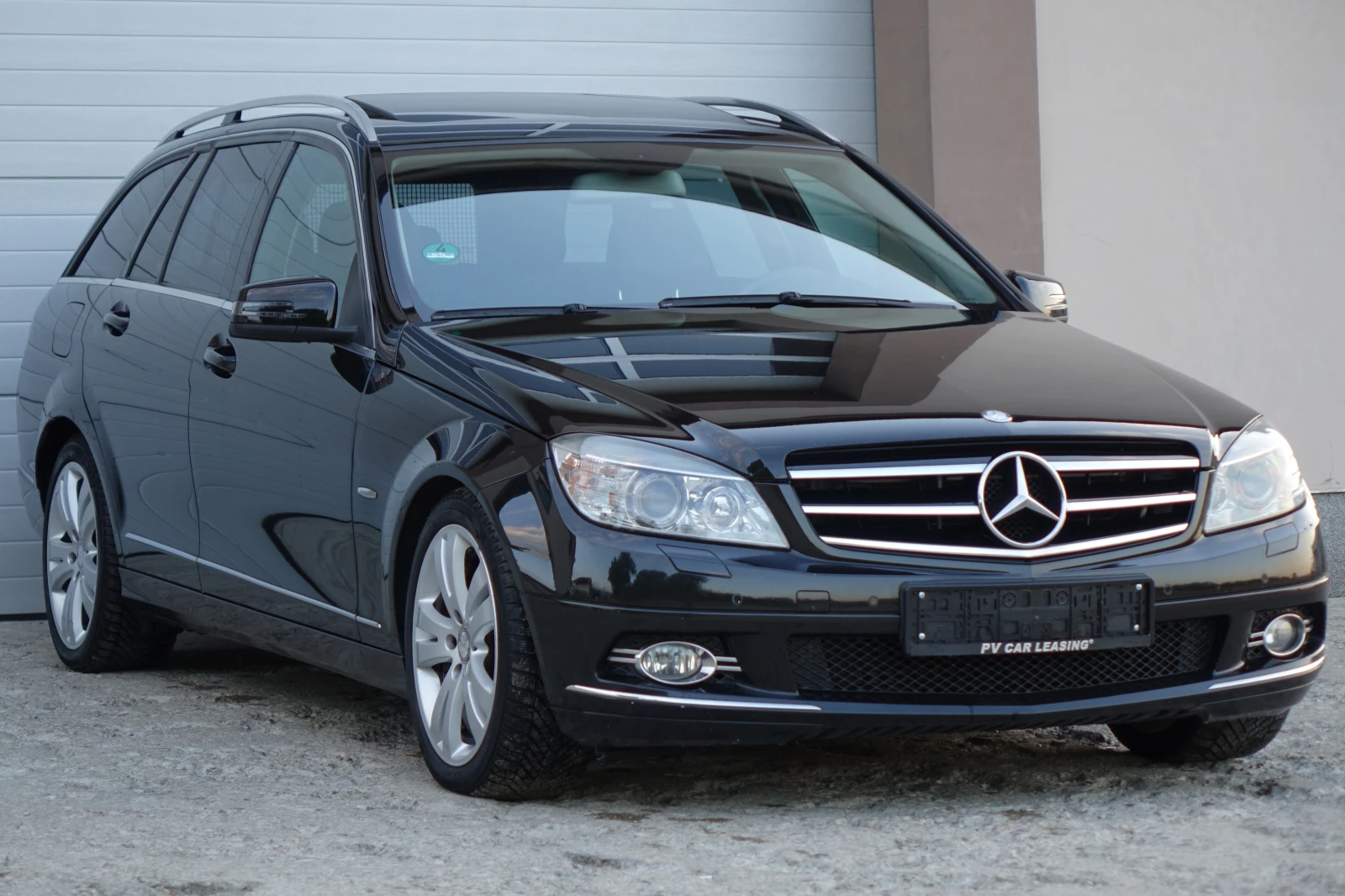 Mercedes-Benz C 220 AVANTGARDE* NAVI* XENON*  - изображение 6