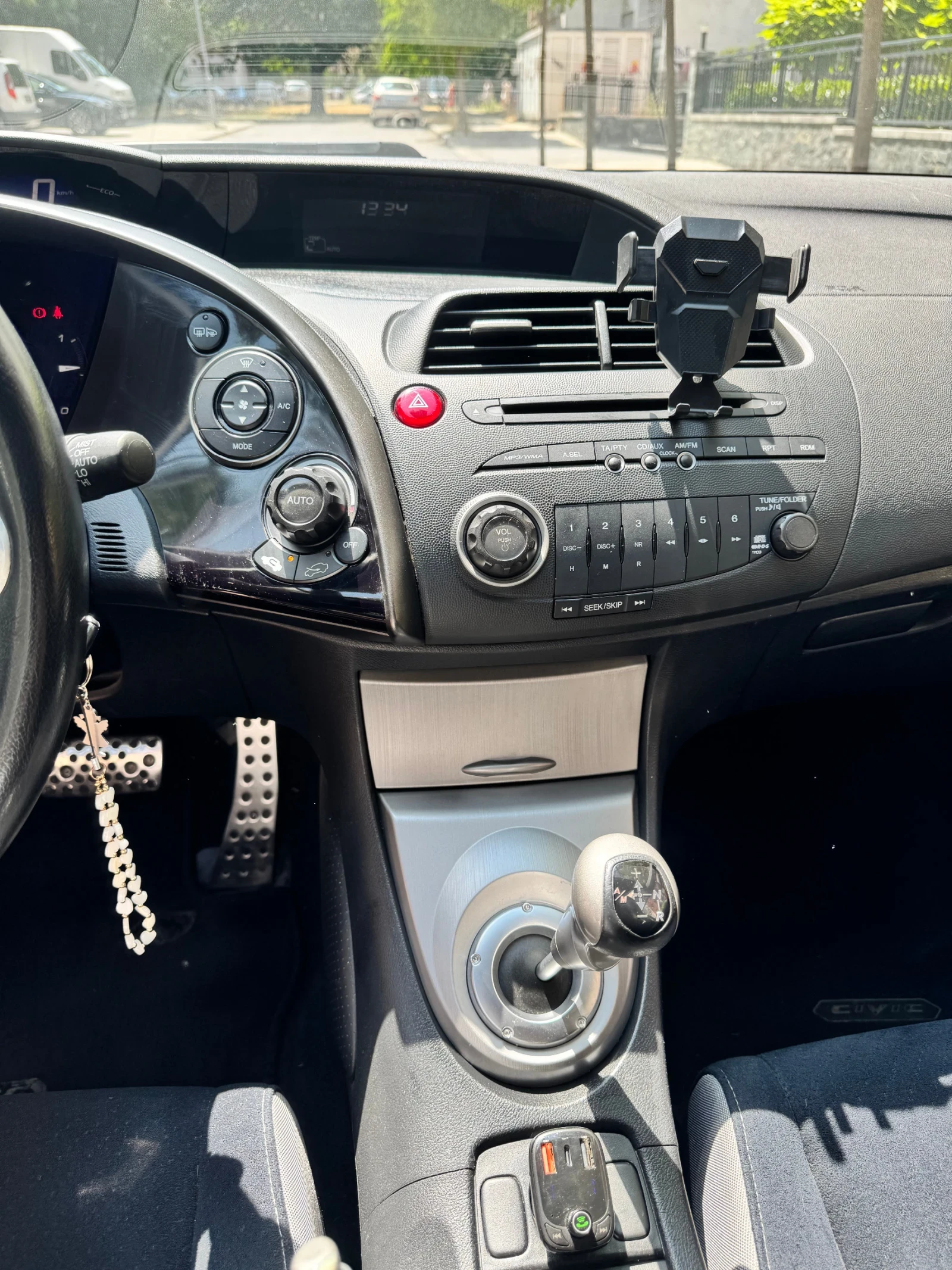 Honda Civic 1.8 VTEC - изображение 6