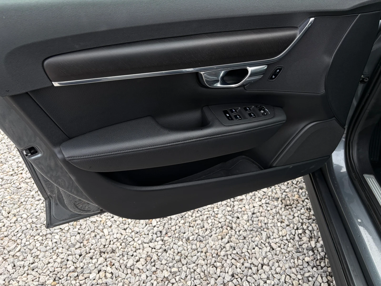 Volvo V90 2.0D4-190k.c. Cross Country 4WD - изображение 8