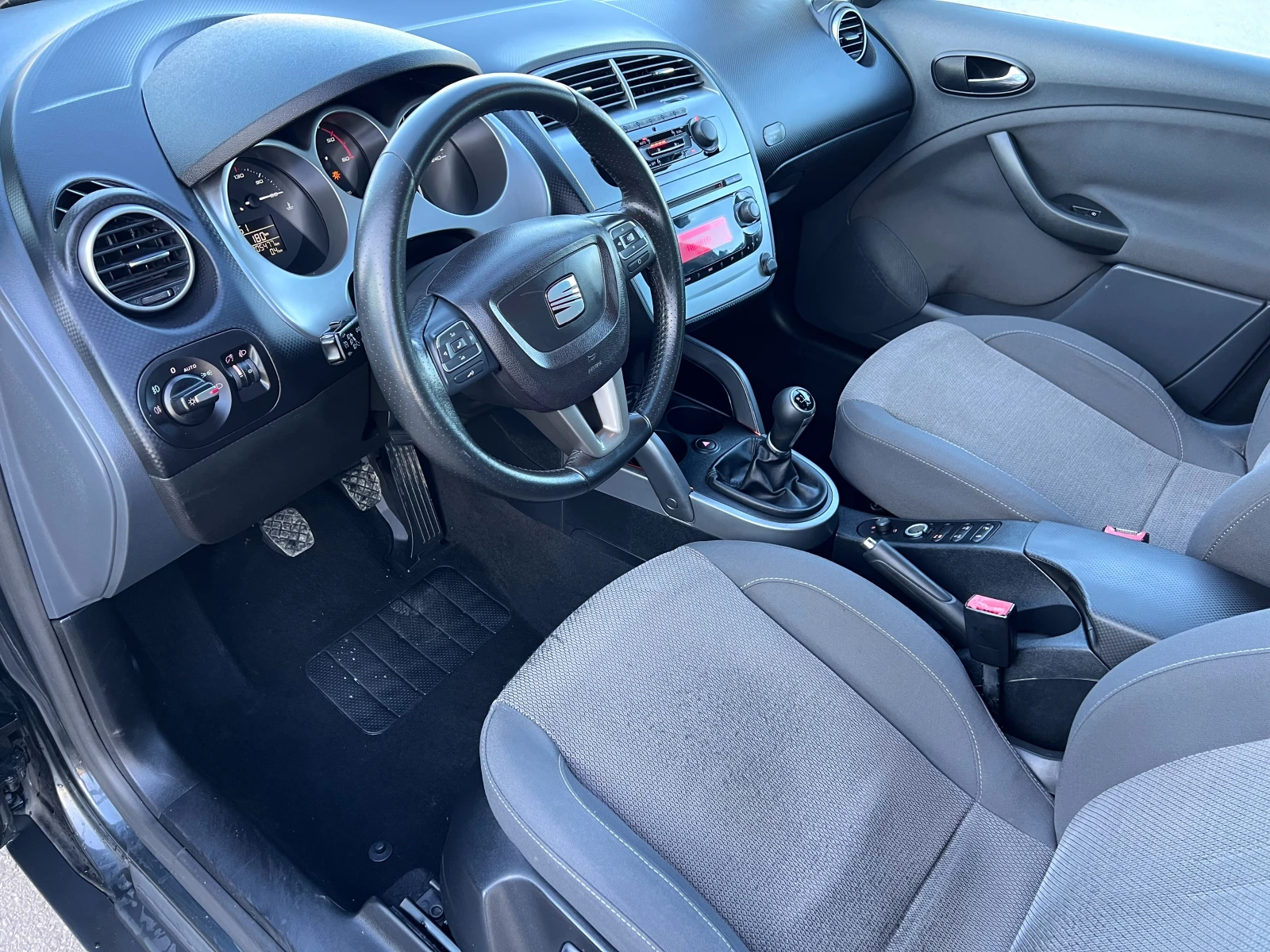 Seat Altea 1.9 TDI FACELIFT АВТОПИЛОТ ПАРКТРОНИК ТОП  - изображение 8