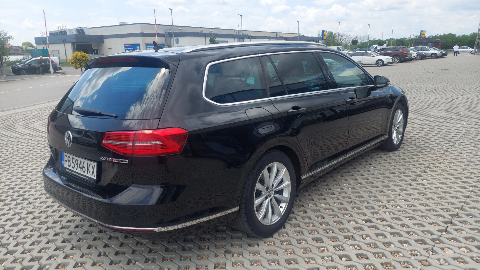 VW Passat  2.0 TDI 190 K.C. HIGHLINE 4MOTION, снимка 4 - Автомобили и джипове - 54041157
