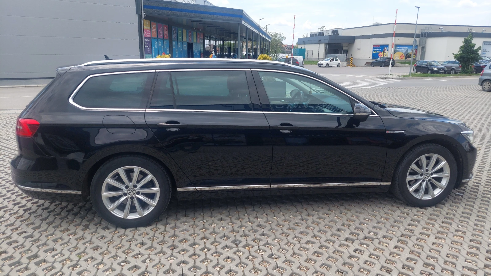 VW Passat  2.0 TDI 190 K.C. HIGHLINE 4MOTION, снимка 5 - Автомобили и джипове - 54041157