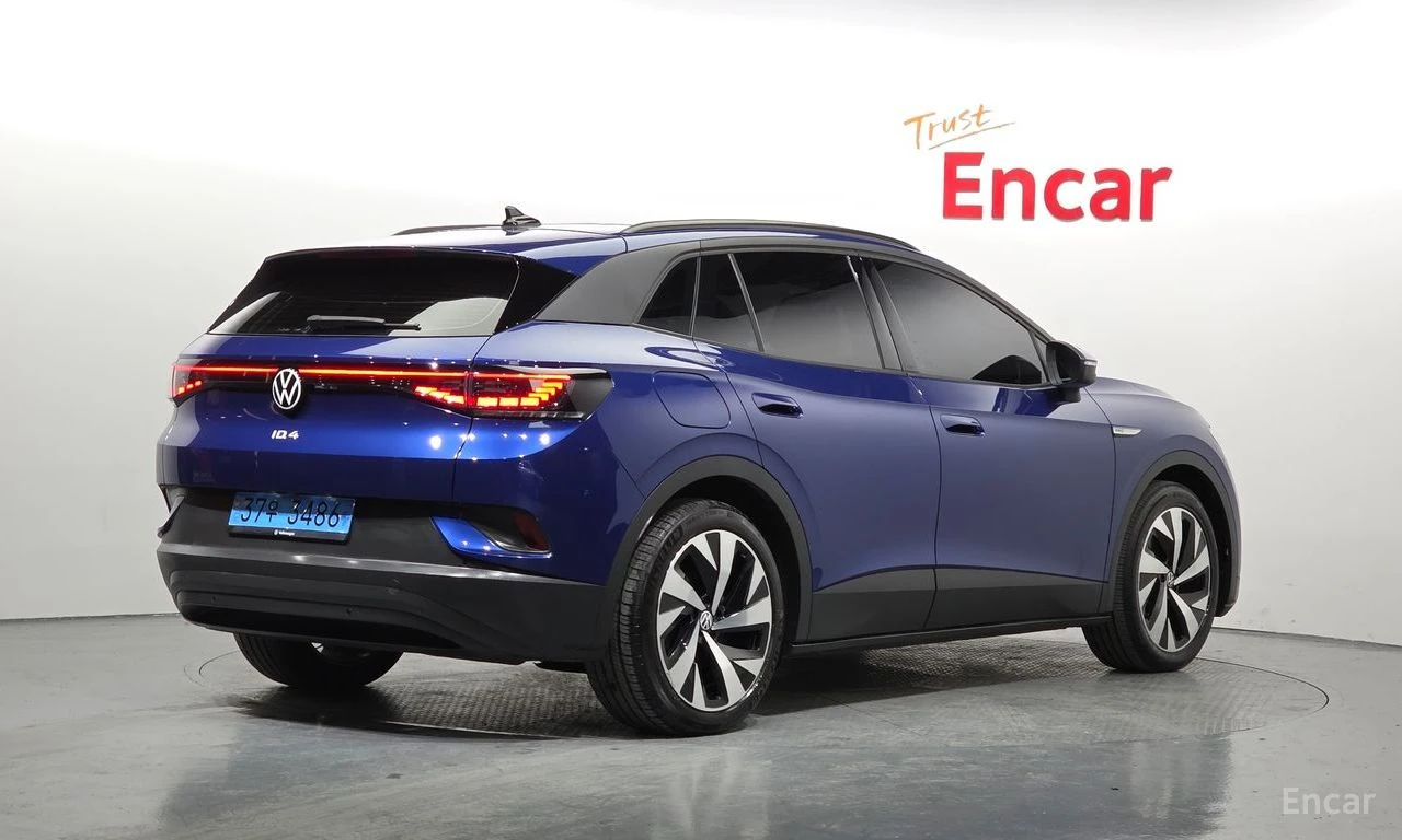 VW ID.4 PRO на 54695км | Цена с всичко до България, снимка 2 - Автомобили и джипове - 54379205