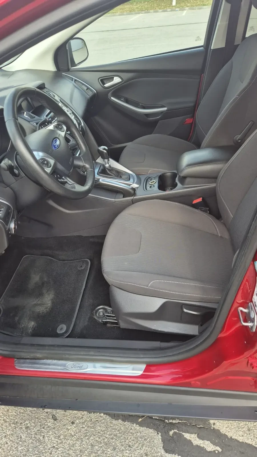 Ford Focus Бензин 1600кб 150кс , снимка 12 - Автомобили и джипове - 54774261