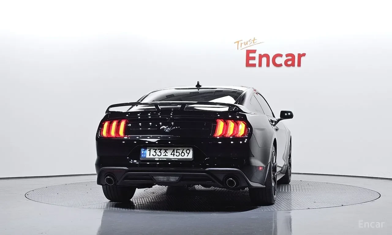 Ford Mustang, снимка 4 - Автомобили и джипове - 54795388
