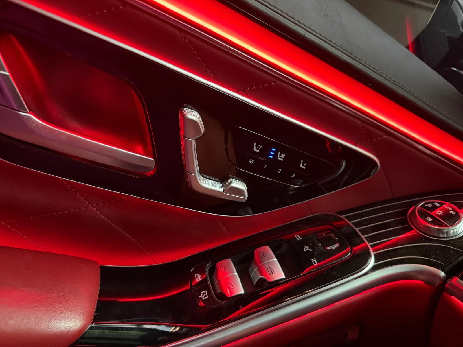 Mercedes-Benz S 580 4MATIC AMG/CARMINE RED/3D, снимка 10 - Автомобили и джипове - 54830646