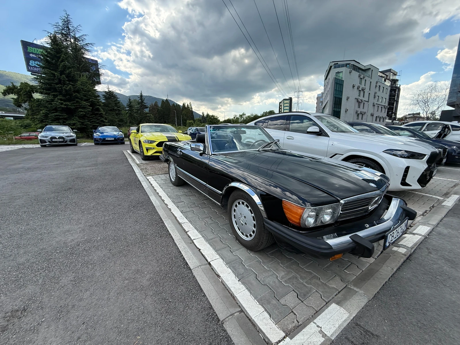 Mercedes-Benz SL 560 1987 ORIGINAL ОБСЛУЖЕН АВТОКАСКО ЗА КОЛЕКЦИЯ, снимка 7 - Автомобили и джипове - 55319621