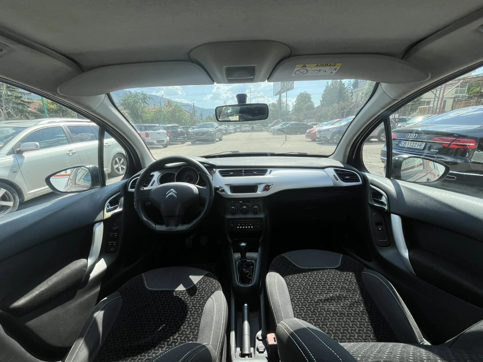 Citroen C3 1.4 BENZ/GAS, снимка 16 - Автомобили и джипове - 55558573