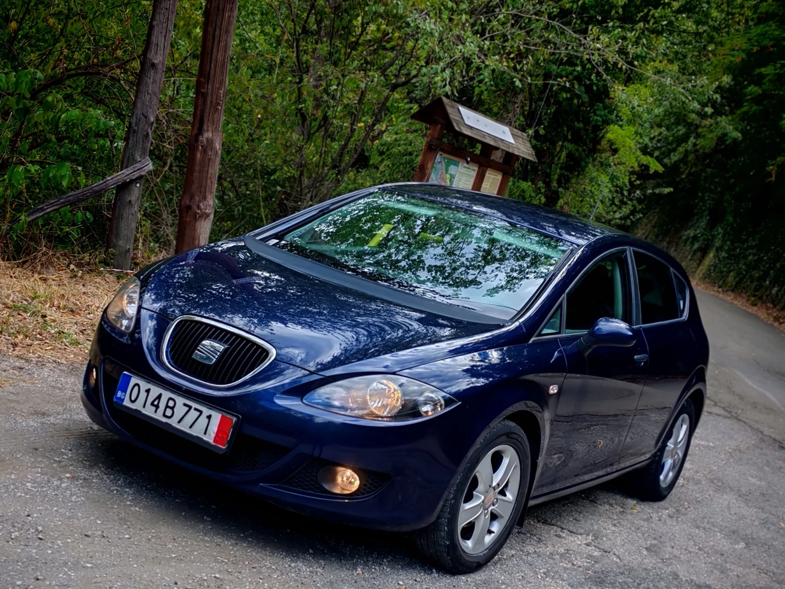 Seat Leon 1.9TDI(105)* FACELIFT* НОВ ВНОС* , снимка 2 - Автомобили и джипове - 56211568