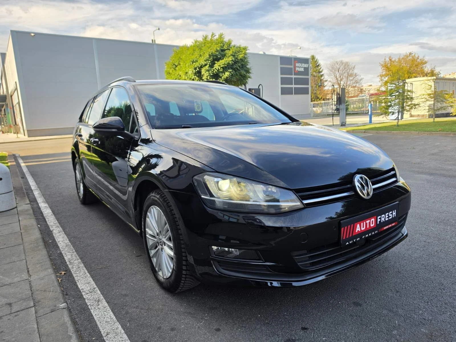 VW Golf  7, 2.0, 150 к.с, ТОП, снимка 2 - Автомобили и джипове - 56229797
