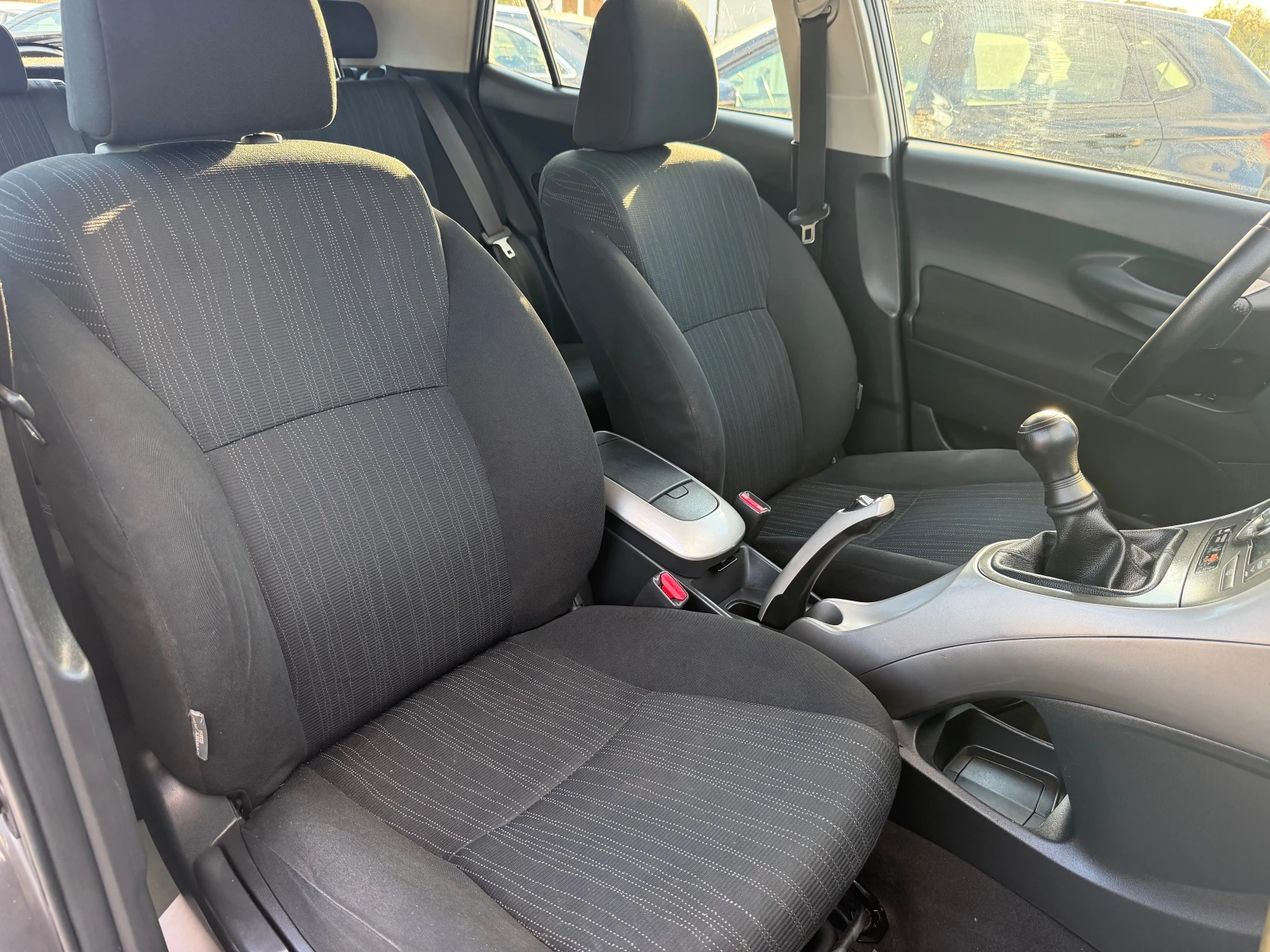 Toyota Auris 1.4D4D-90 0% ПЪРВОНАЧАЛНА ВНОСКА, снимка 10 - Автомобили и джипове - 56330021
