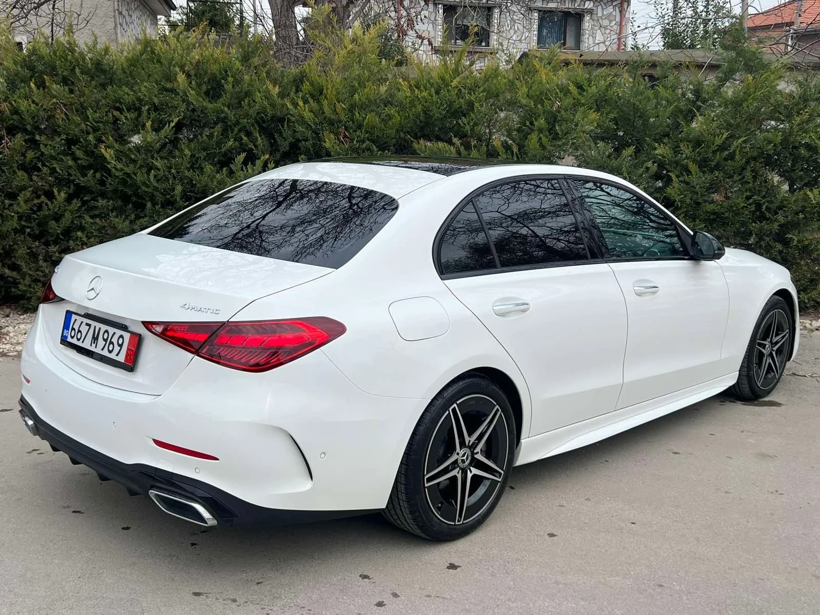 Mercedes-Benz C 300 AMG, снимка 3 - Автомобили и джипове - 56713495