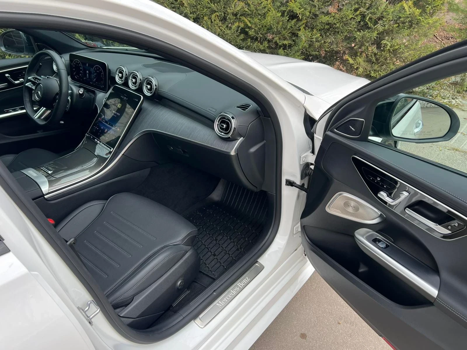 Mercedes-Benz C 300 AMG, снимка 6 - Автомобили и джипове - 56713495
