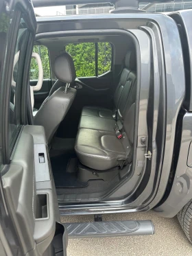 Nissan Navara 3.0D V6, снимка 10