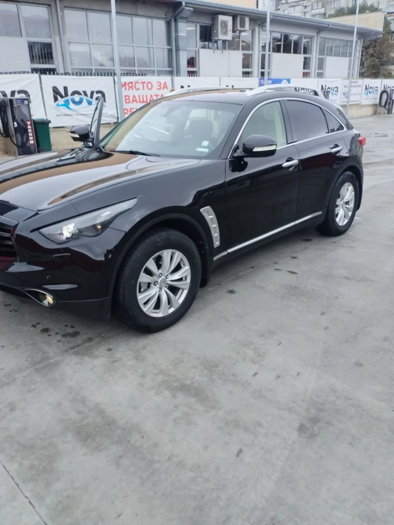 Infiniti Fx 37, снимка 12 - Автомобили и джипове - 48309451