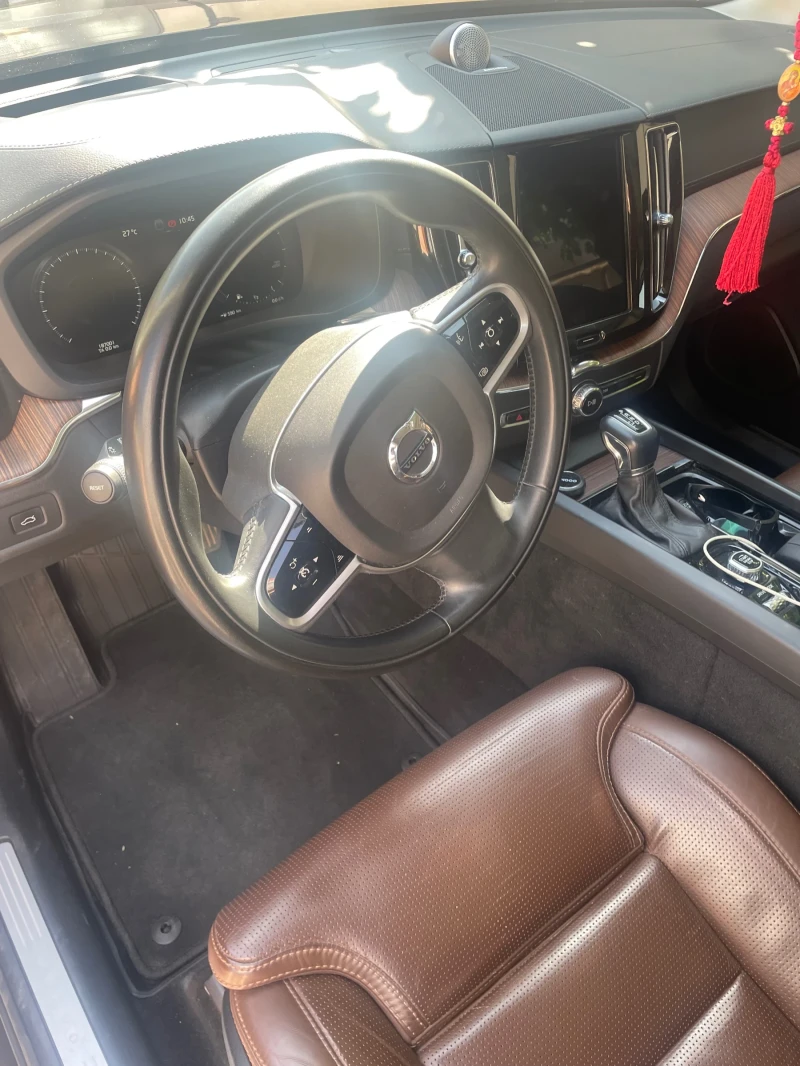 Volvo XC60 Inscription AWD D5, снимка 5 - Автомобили и джипове - 52386109