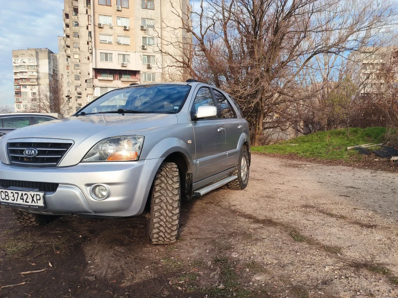 Kia Sorento 2.5 - 170kc, снимка 2 - Автомобили и джипове - 52828348