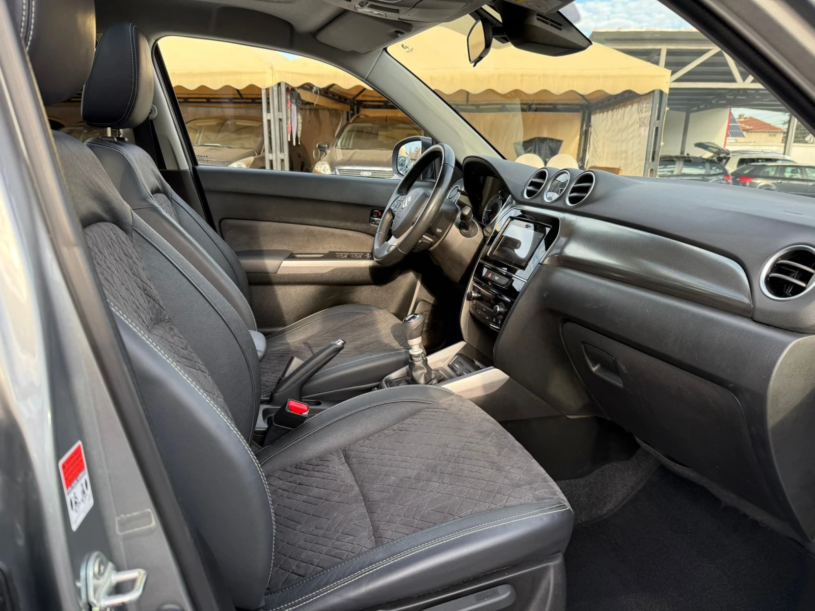 Suzuki Vitara 1.4i M.Hibrid Booster Jet !! 100% ������ ��������� | Mobile.bg � ����������� 14