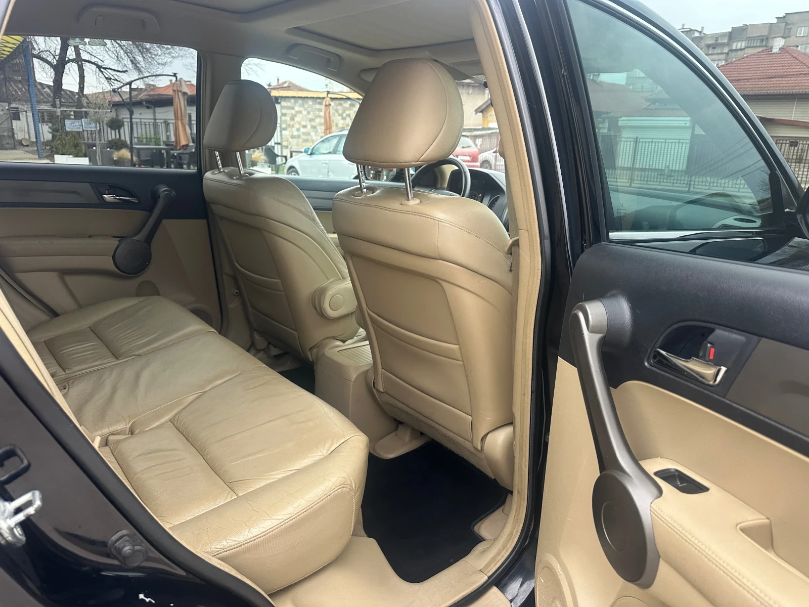 Honda Cr-v 2.0-AUTOMAT-4x4-EXECUTIVE-ТОП-СЪСТОЯНИЕ-1Г-ГАРАНЦИ, снимка 12 - Автомобили и джипове - 54069424