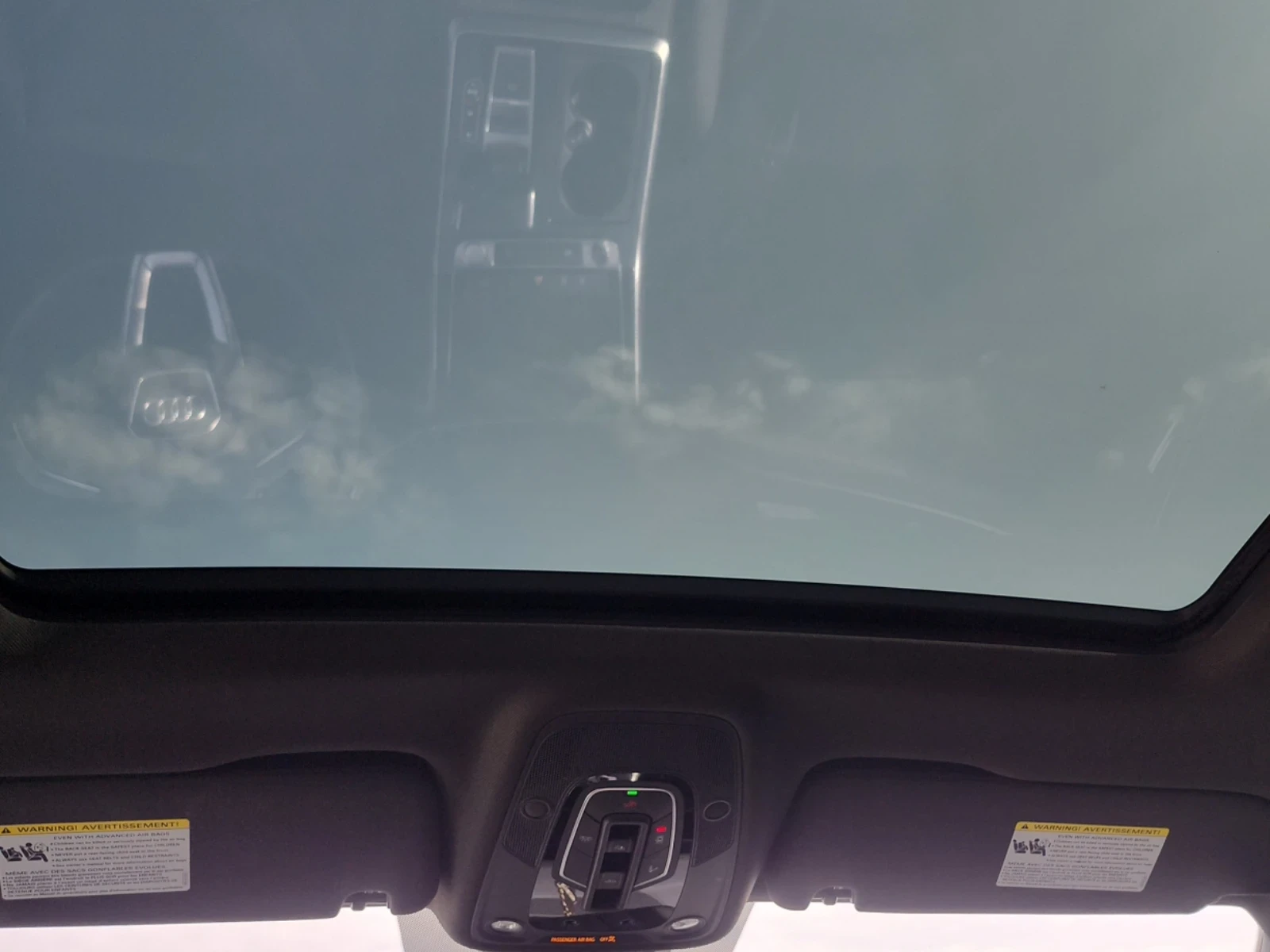 Audi Q7 PROGRESSIV | 360 КАМЕРА | ПАНОРАМА | 7 МЕСТА | , снимка 12 - Автомобили и джипове - 54125964