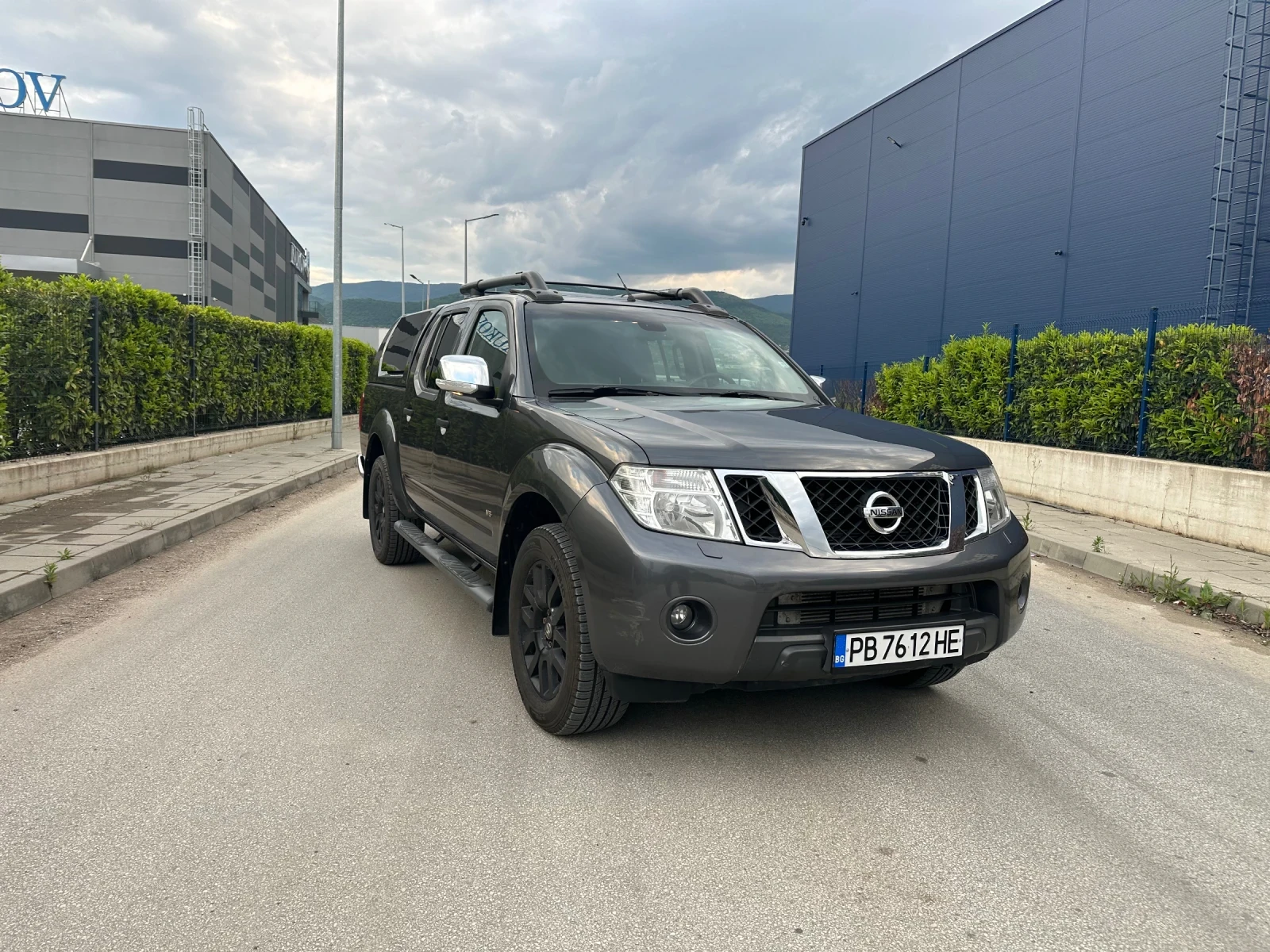 Nissan Navara 3.0D V6