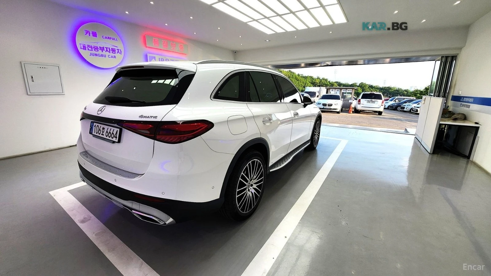 Mercedes-Benz GLC 220 ОБДУХВАНЕ* ПОДГРЕВ* ПАМЕТ* , снимка 6 - Автомобили и джипове - 54792936
