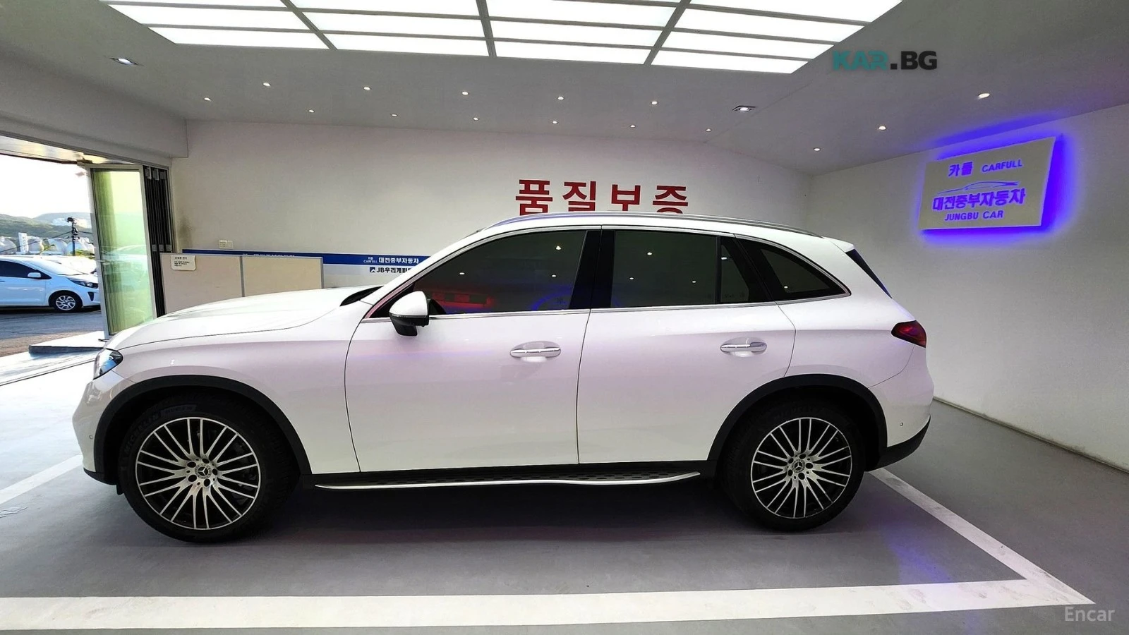 Mercedes-Benz GLC 220 ОБДУХВАНЕ* ПОДГРЕВ* ПАМЕТ* , снимка 8 - Автомобили и джипове - 54792936